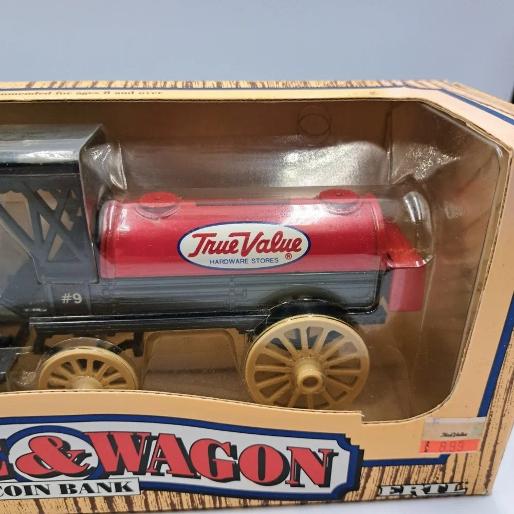 ERTL #7624 True Value Hardware Horse Drawn Wagon 1990 Diecast Locking Coin Bank